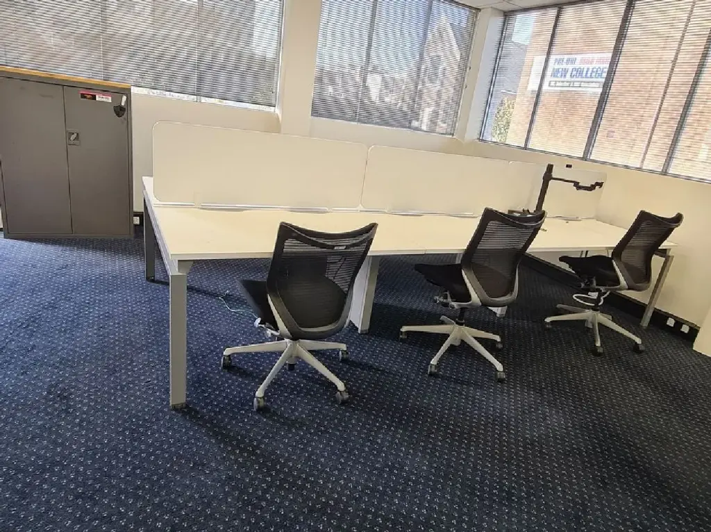 Office Workstation